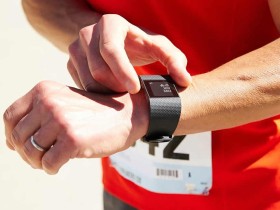 Fitbit Surge —— 体验评测