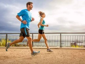 【马拉松训练】T强度训练能够有效扩展跑者的有氧区间！